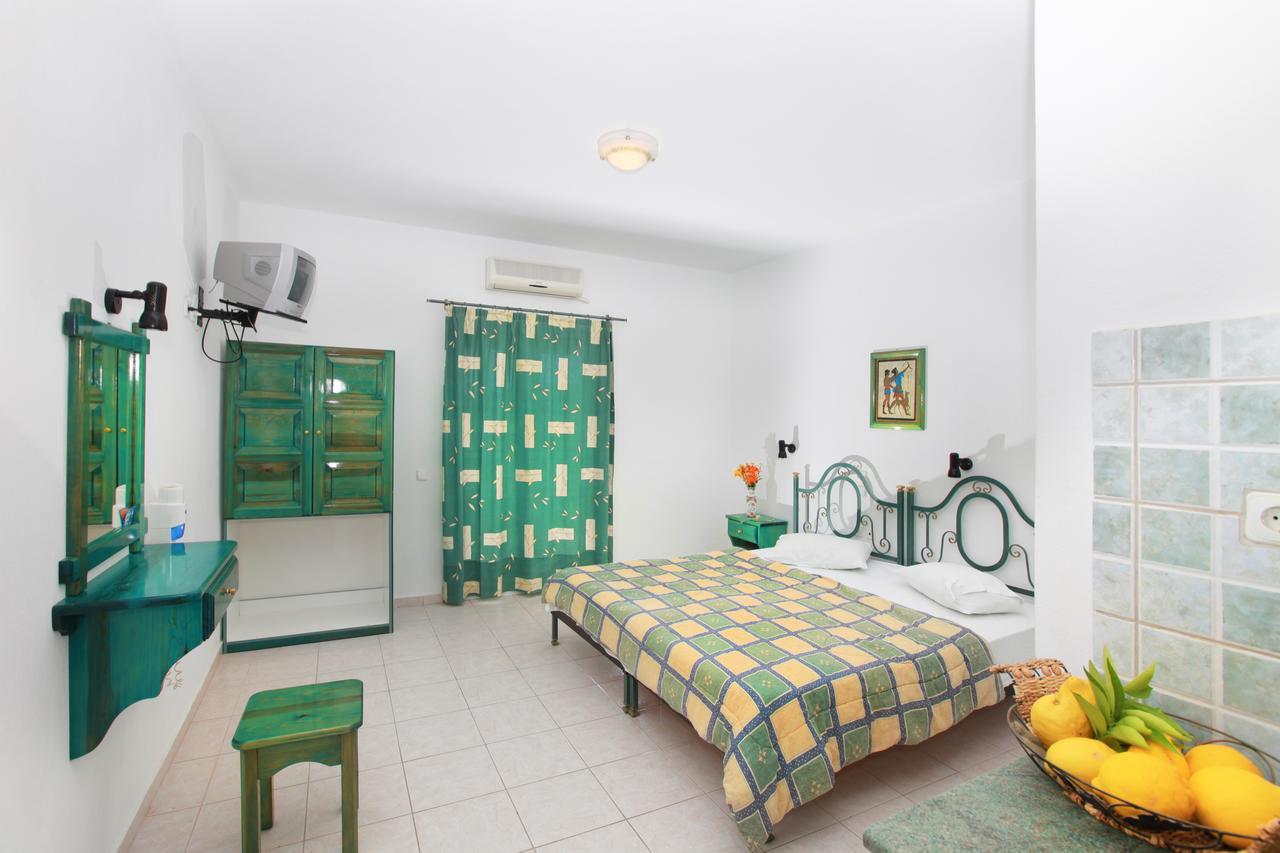 Pavlos Maria Studios Skiathos-Stadt Exterior foto